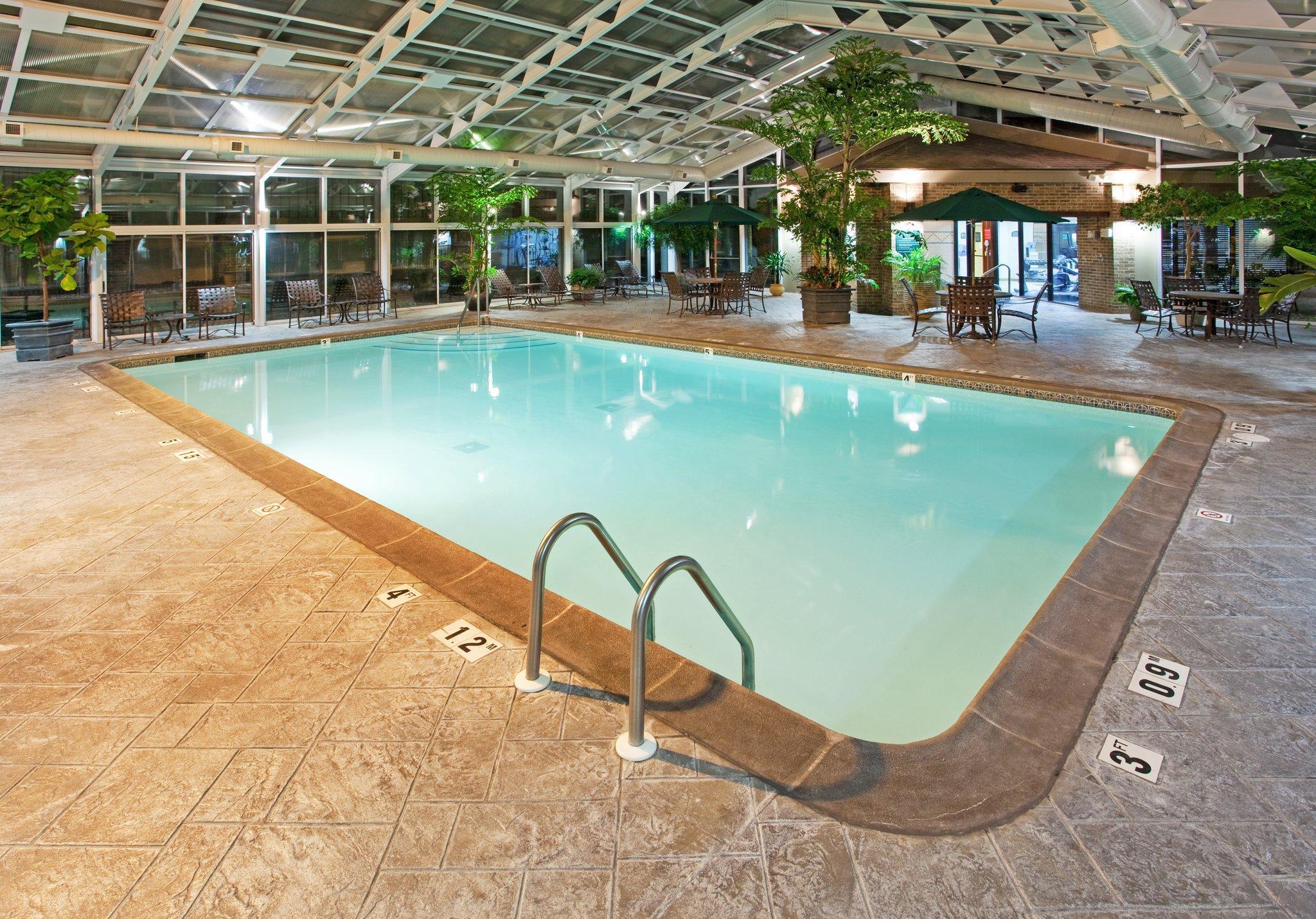Best Western Okemos/East Lansing Hotel & Suites Bagian luar foto