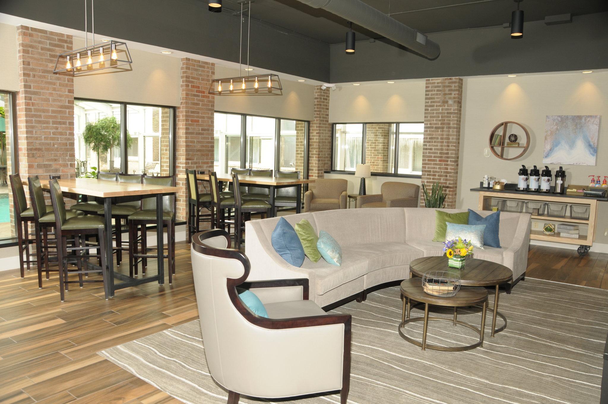 Best Western Okemos/East Lansing Hotel & Suites Bagian luar foto