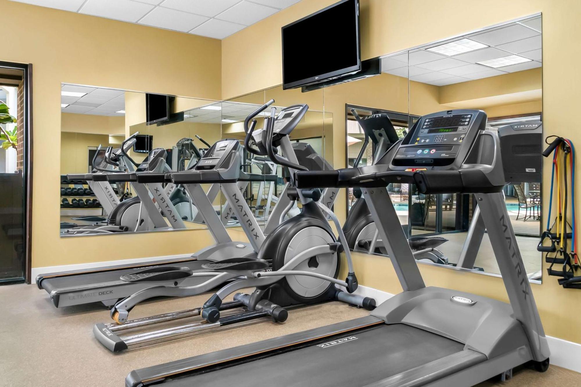 Best Western Okemos/East Lansing Hotel & Suites Bagian luar foto