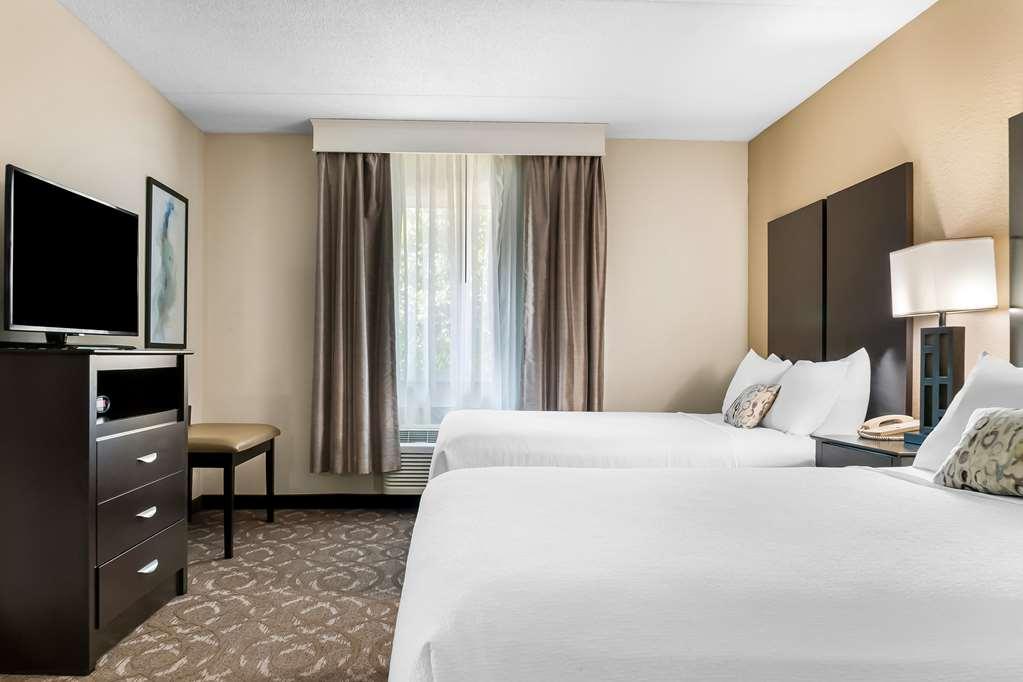 Best Western Okemos/East Lansing Hotel & Suites Ruang foto